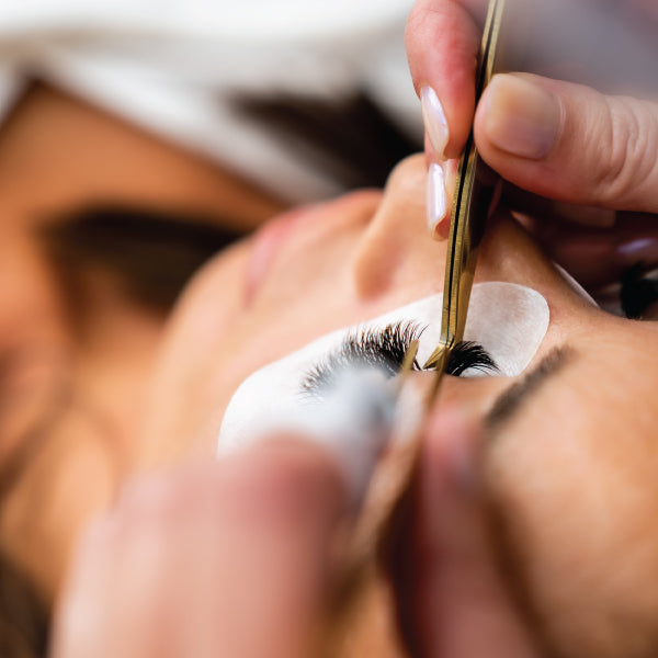 Elleebana Lash Extensions Beginner’s Volume Course incl Kit | 2 Days
